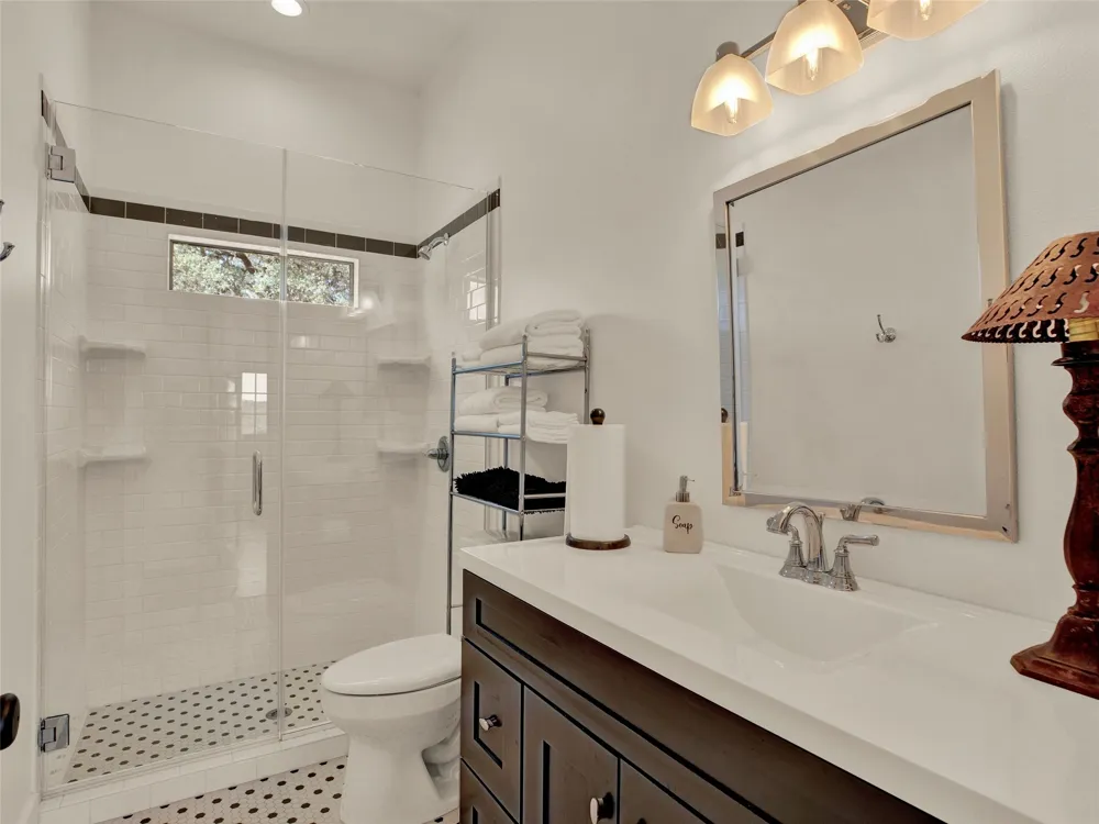 862 Grape Creek Road Fredericksburg, TX 78624