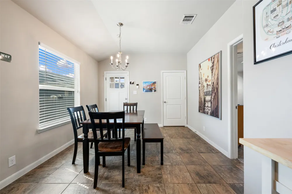 924 Lost Pines Lane Cedar Park, TX 78613
