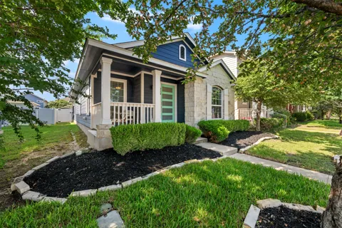 924 Lost Pines Lane