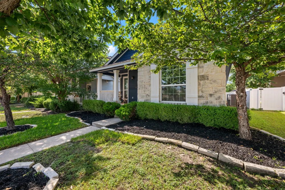 924 Lost Pines Lane Cedar Park, TX 78613