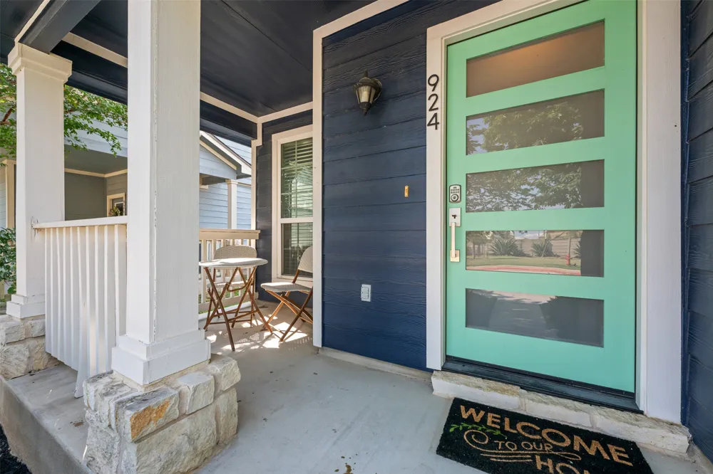 924 Lost Pines Lane Cedar Park, TX 78613
