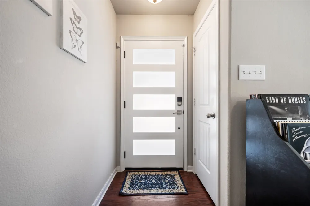 924 Lost Pines Lane Cedar Park, TX 78613