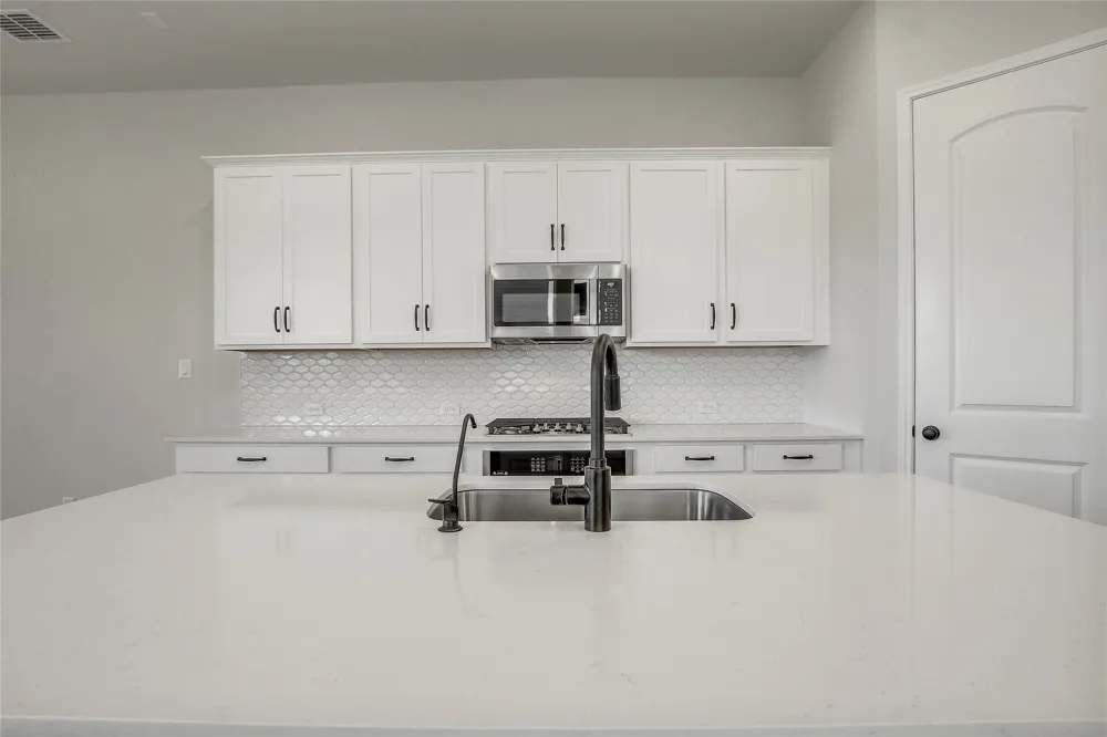 240 Denali Way Dripping Springs, TX 78620