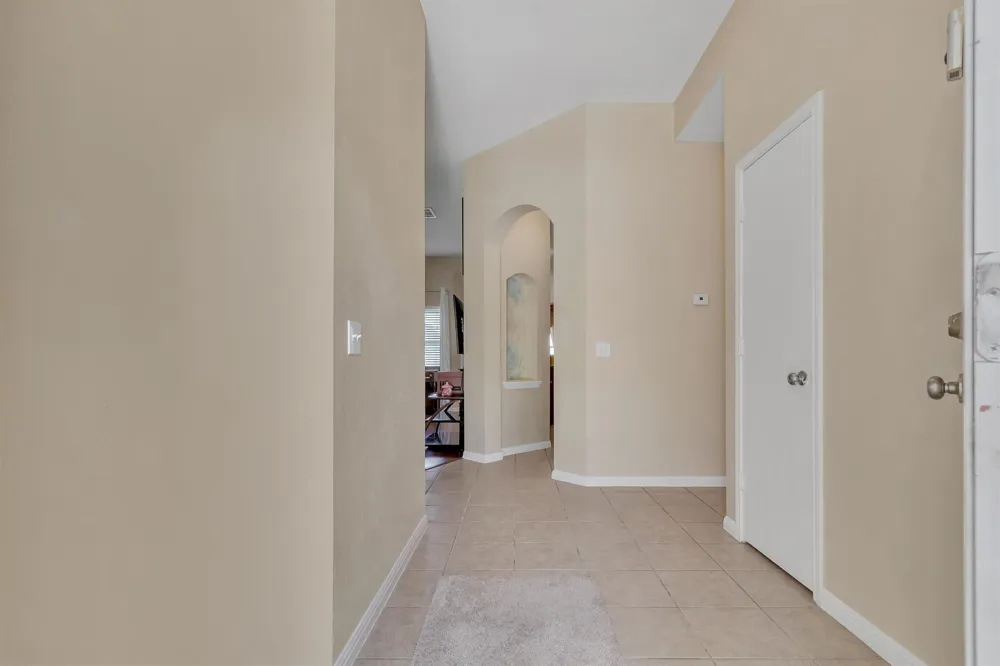 411 Estate Drive Hutto, TX 78634