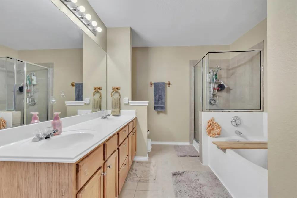 411 Estate Drive Hutto, TX 78634
