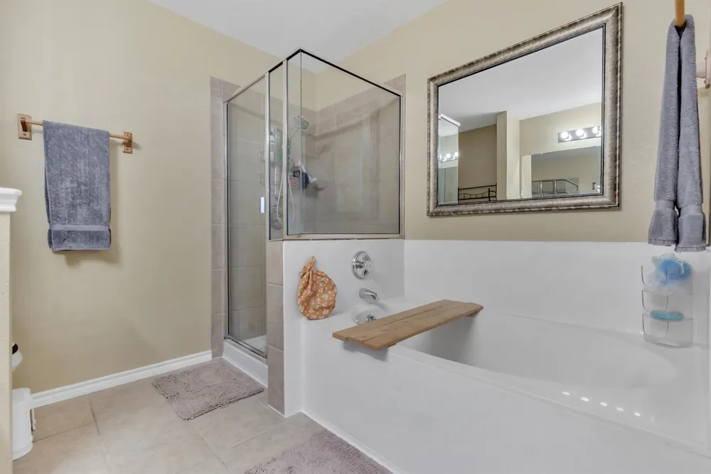 411 Estate Drive Hutto, TX 78634