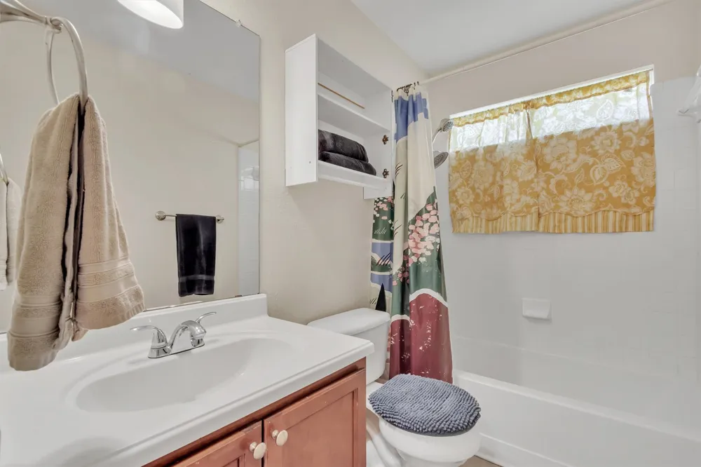 411 Estate Drive Hutto, TX 78634