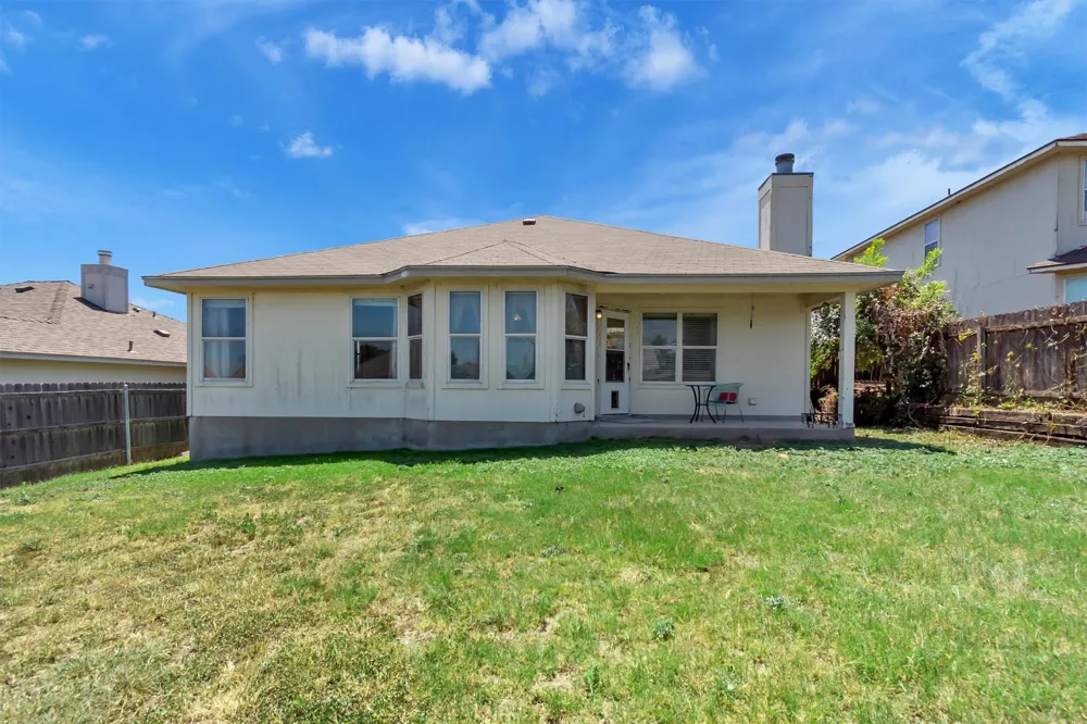 411 Estate Drive Hutto, TX 78634