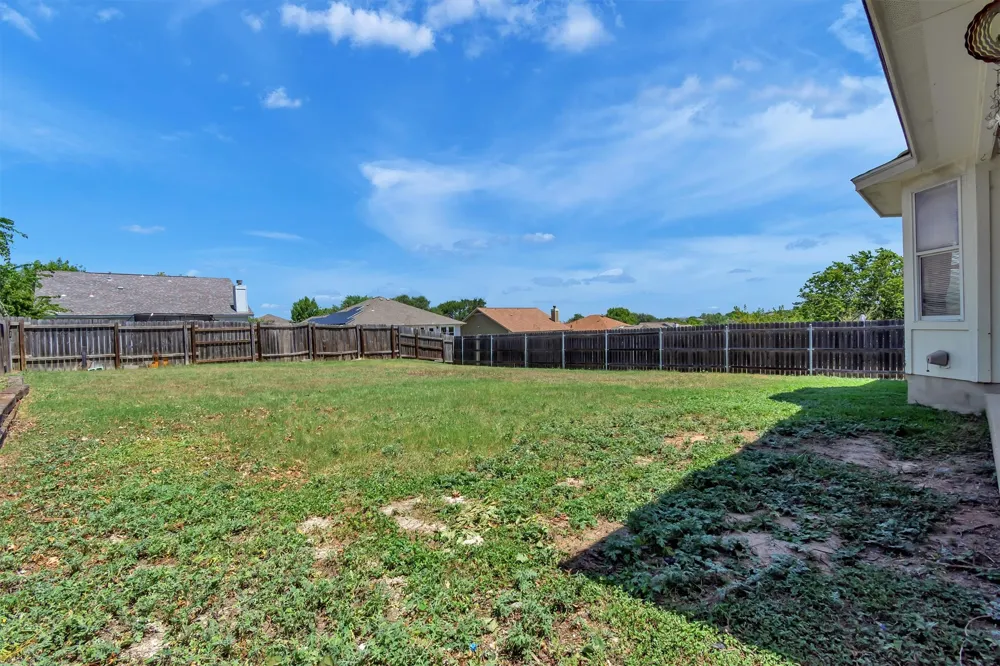 411 Estate Drive Hutto, TX 78634