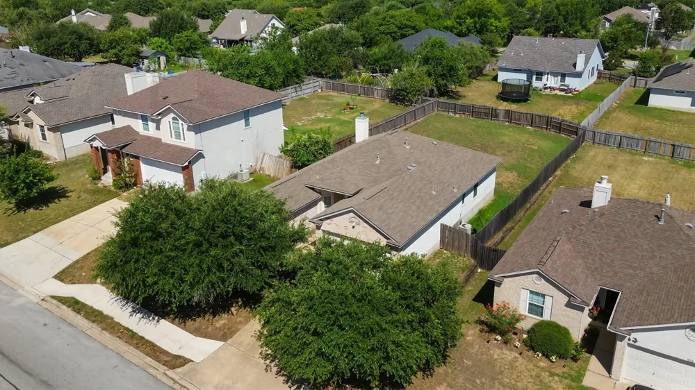 411 Estate Drive Hutto, TX 78634