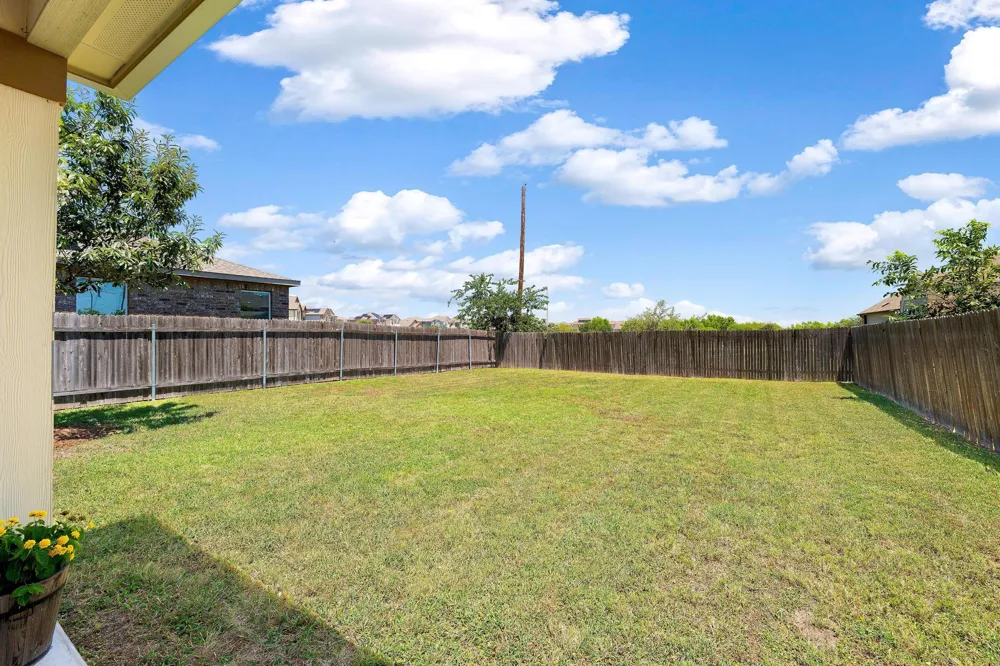 12917 Stoney Ridge Bend Del Valle, TX 78617