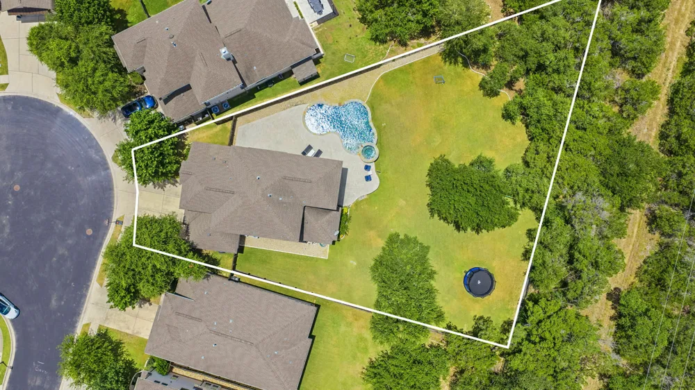 7124 Calpe Drive Austin, TX 78739