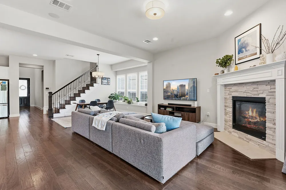 7124 Calpe Drive Austin, TX 78739