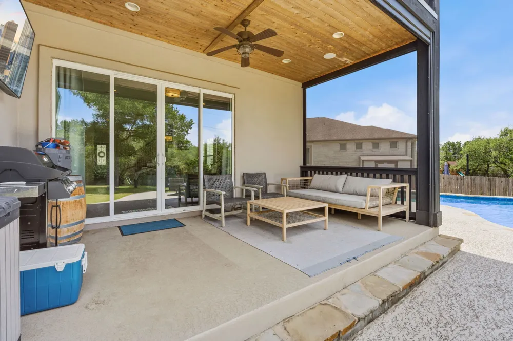 7124 Calpe Drive Austin, TX 78739