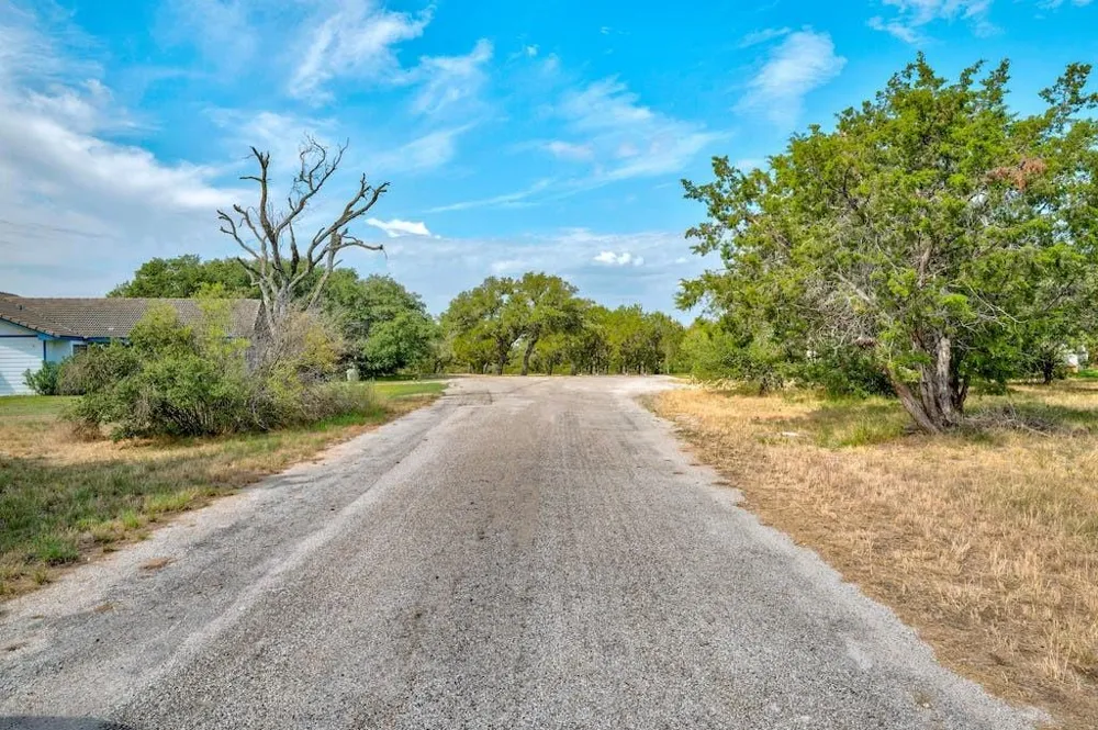 107 Cap Rock Horseshoe Bay, TX 78657