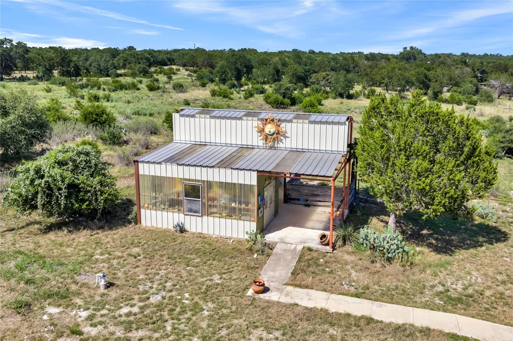 150 Pecan 2 Florence, TX 76527