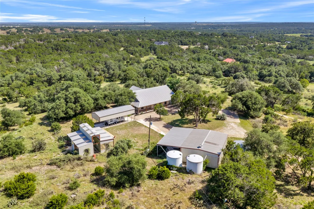 150 Pecan 2 Florence, TX 76527