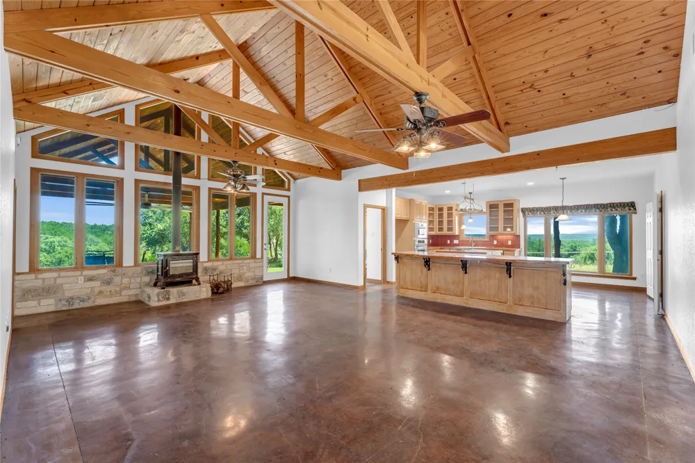 150 Pecan 2 Florence, TX 76527