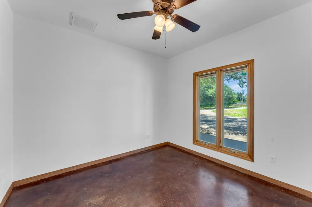 150 Pecan 2 Florence, TX 76527