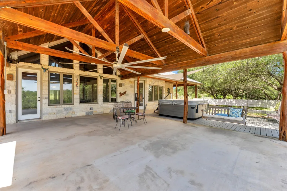 150 Pecan 2 Florence, TX 76527