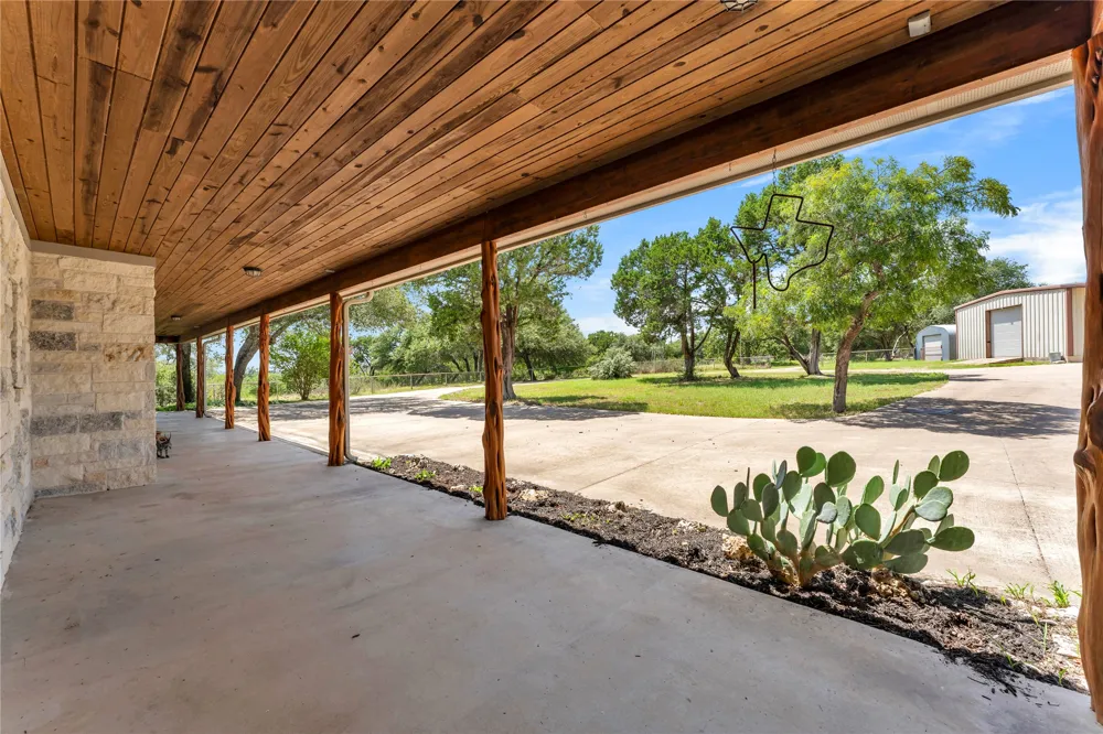150 Pecan 2 Florence, TX 76527