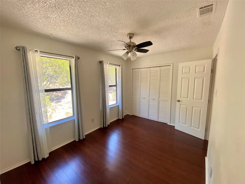 21461 Coyote Trail #4 Lago Vista, TX 78645
