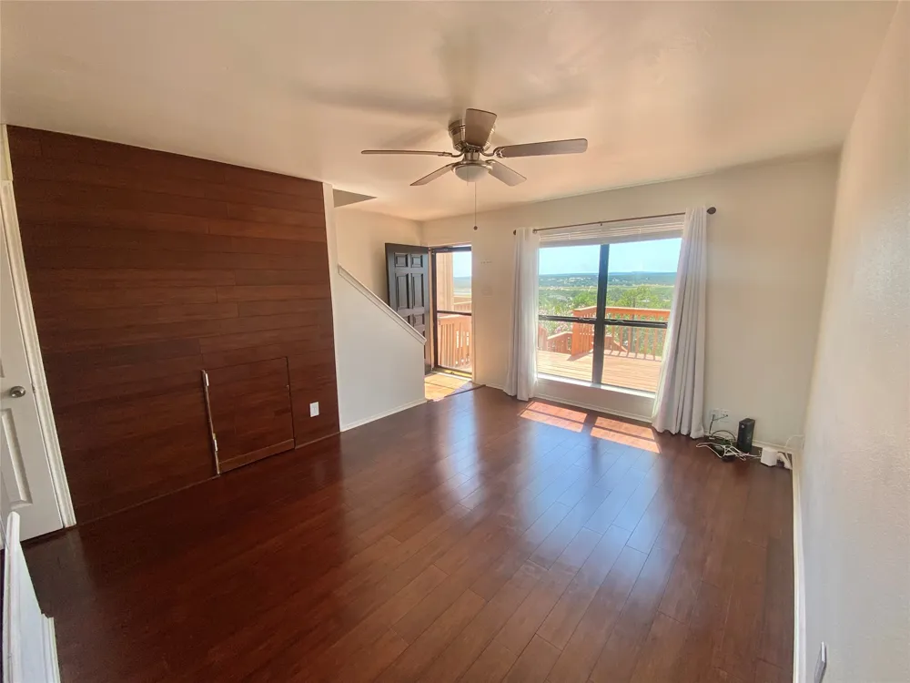 21461 Coyote Trail #4 Lago Vista, TX 78645