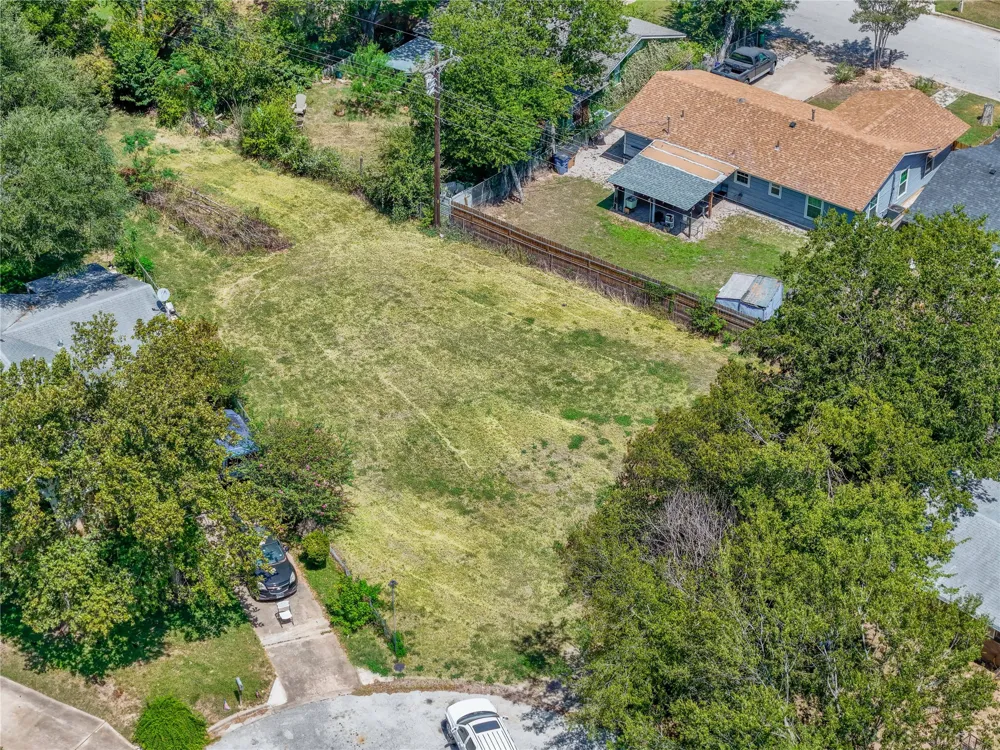6200 Stiles Cove Austin, TX 78721