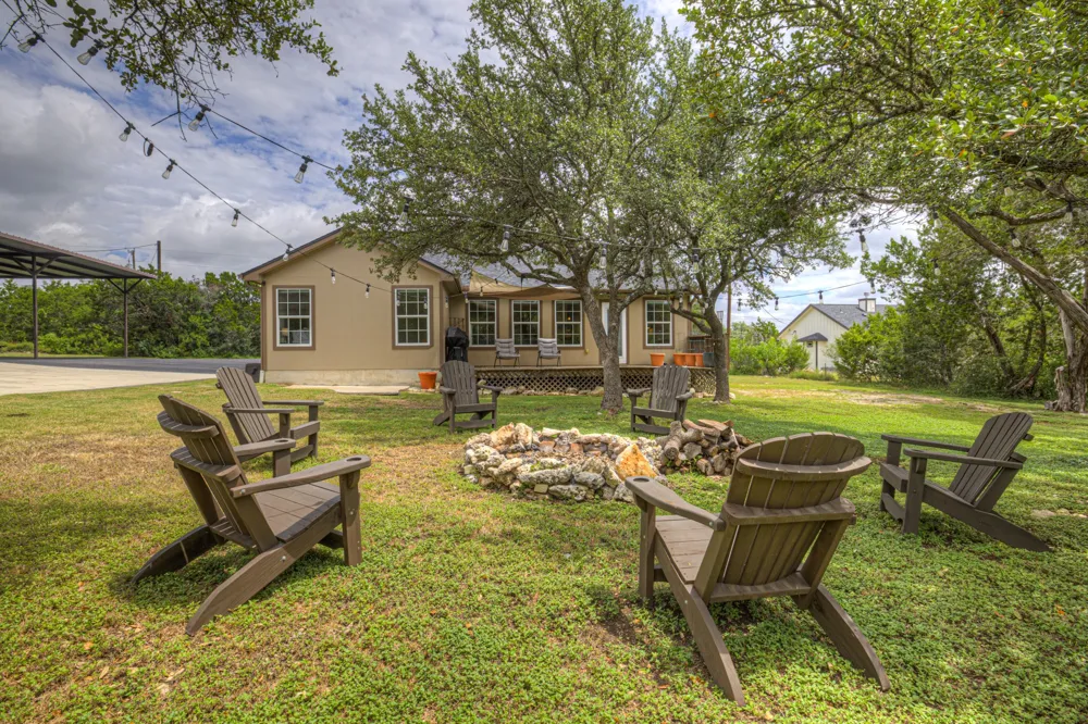 1100 Yaupon Drive Fischer, TX 78623