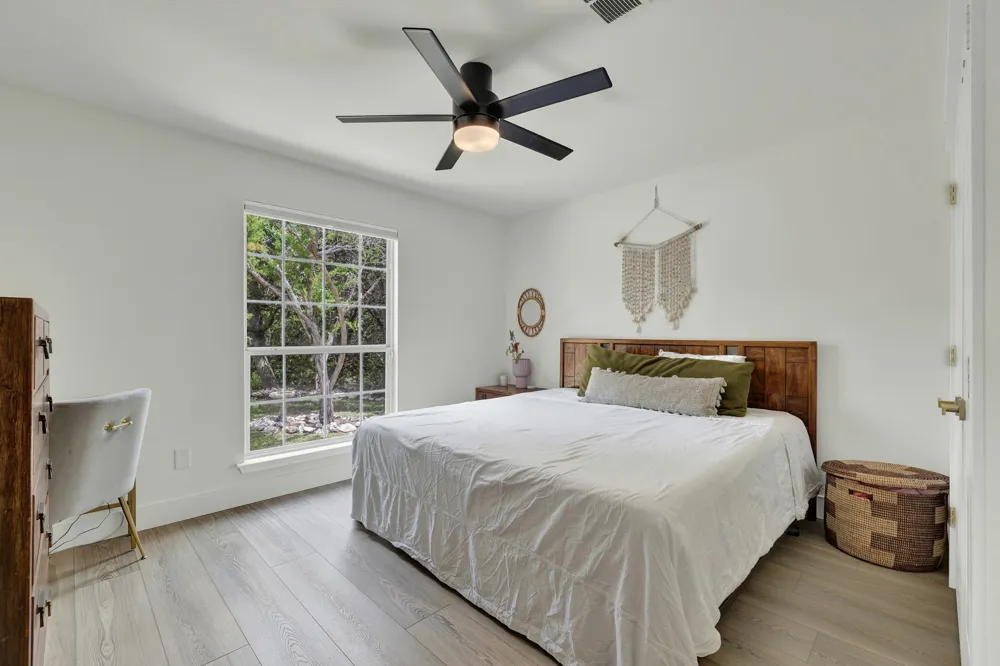 1100 Yaupon Drive Fischer, TX 78623