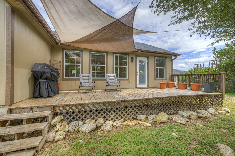 1100 Yaupon Drive Fischer, TX 78623