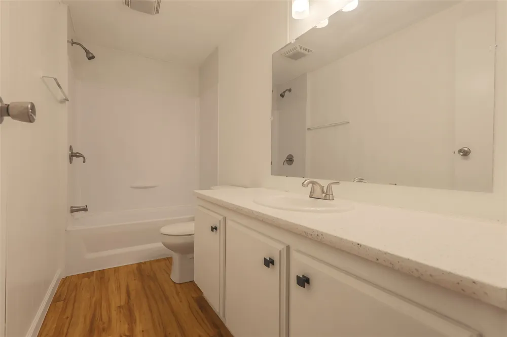 3041 Fm 671 Luling, TX 78648