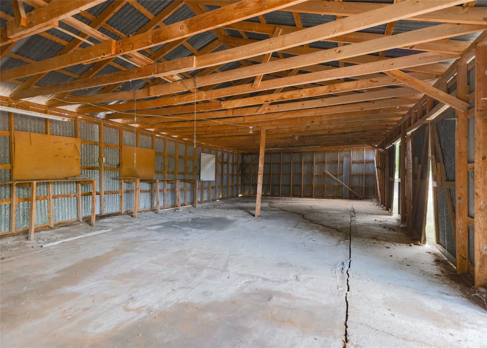 3041 Fm 671 Luling, TX 78648
