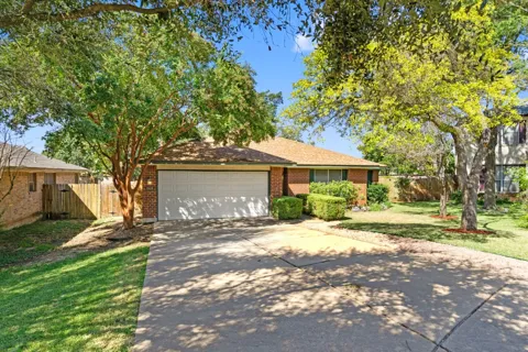 1514 Royce Lane