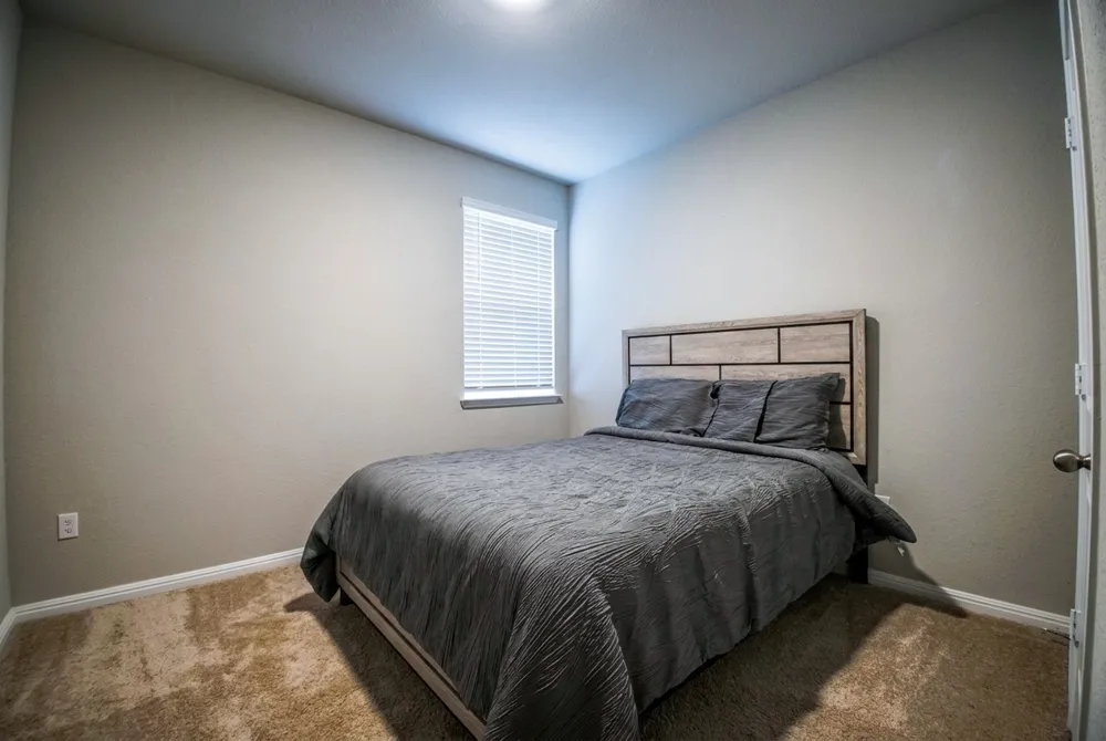 102 Rainmaker Cove Bastrop, TX 78602