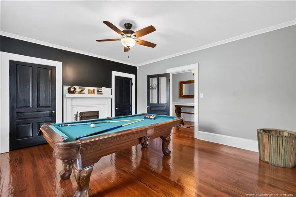 423 E Edinborough Avenue Raeford, NC 28376