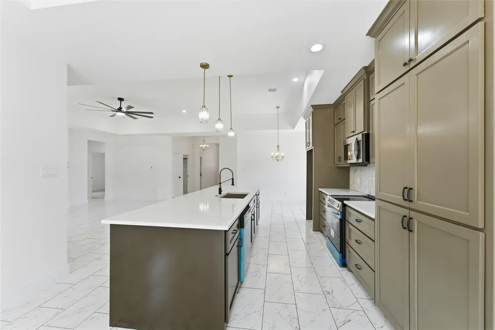 30903 Brown Pine Street Huffman, TX 77336