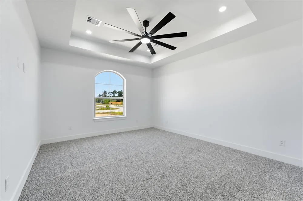 30903 Brown Pine Street Huffman, TX 77336