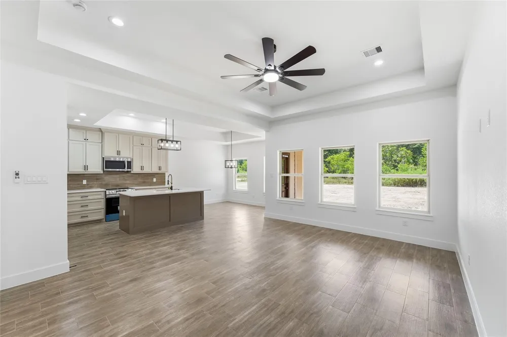 30906 Brown Pine Street Huffman, TX 77336