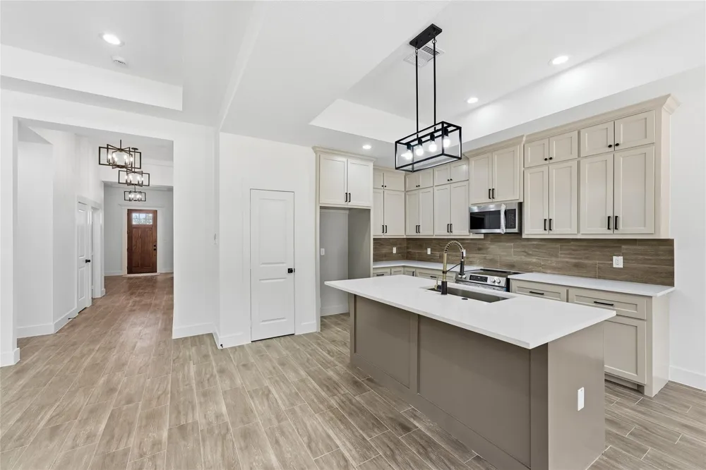 30906 Brown Pine Street Huffman, TX 77336