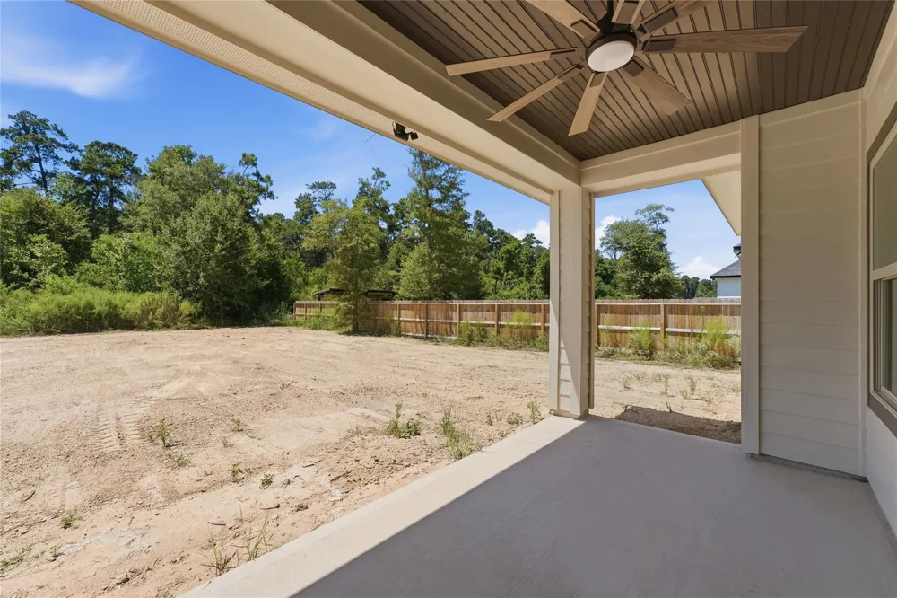 30906 Brown Pine Street Huffman, TX 77336
