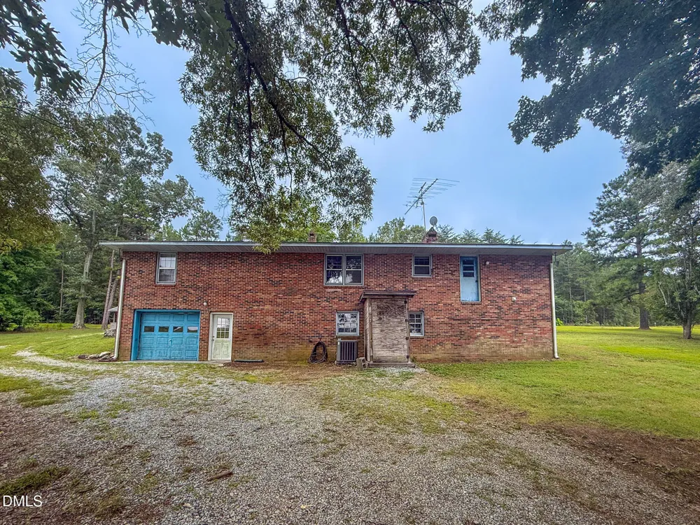 2072 Edwin Robertson Road Roxboro, NC 27574