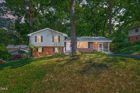 3304 Julian Drive