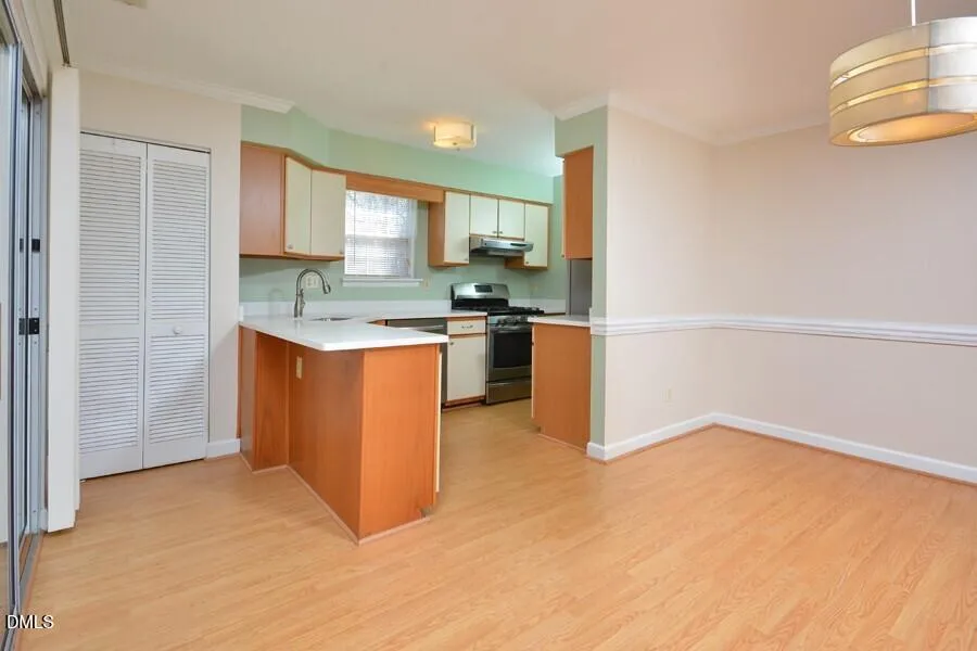 425 Summerwalk Circle Chapel Hill, NC 27517