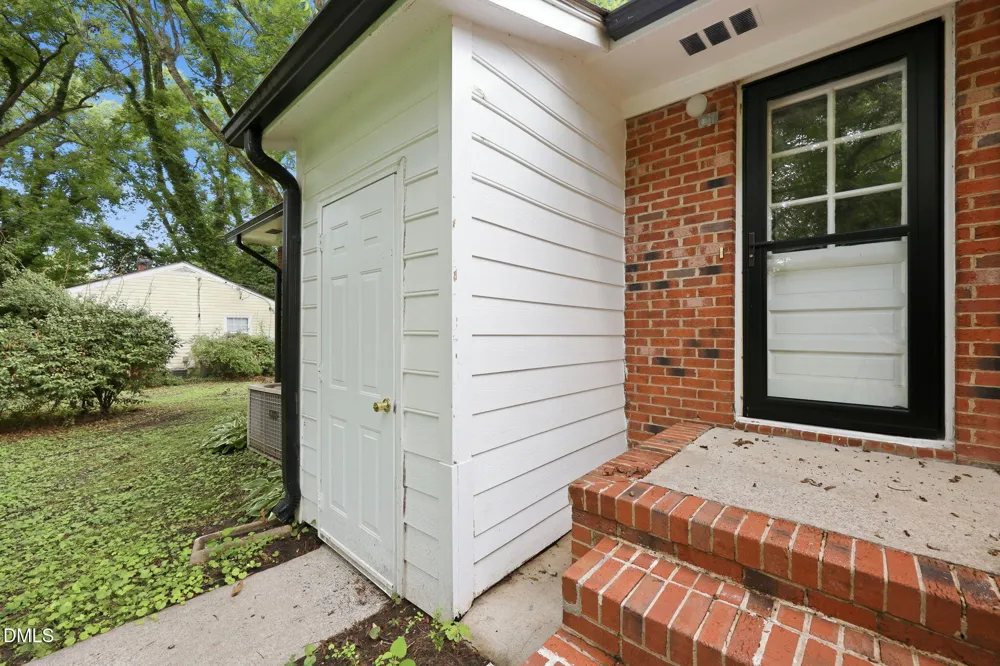 303 Sunset Avenue Oxford, NC 27565