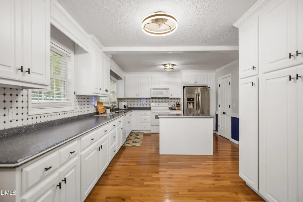 3419 Oak Trail Clayton, NC 27520