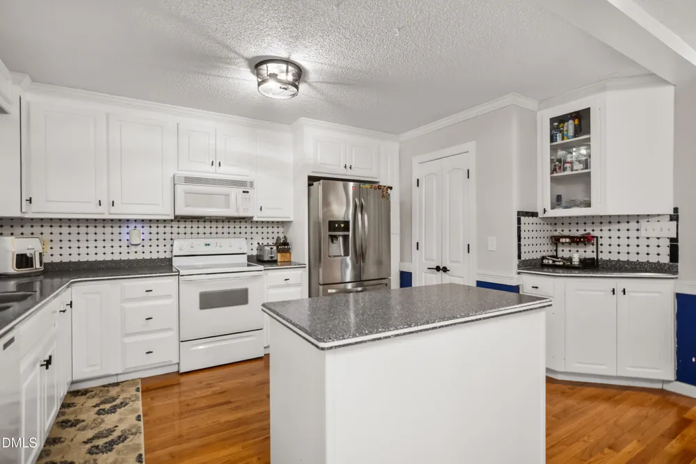 3419 Oak Trail Clayton, NC 27520