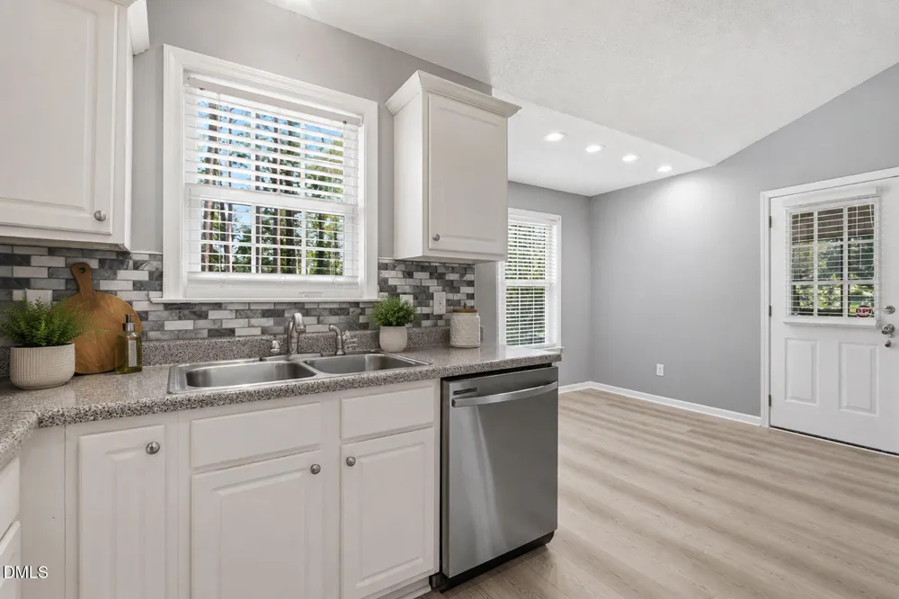 130 Walton Circle Benson, NC 27504