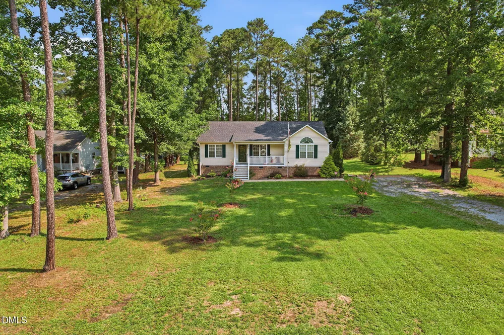 130 Walton Circle Benson, NC 27504