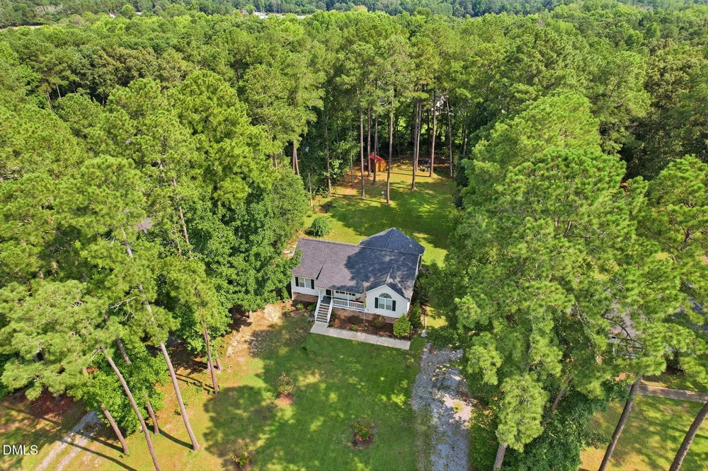 130 Walton Circle Benson, NC 27504